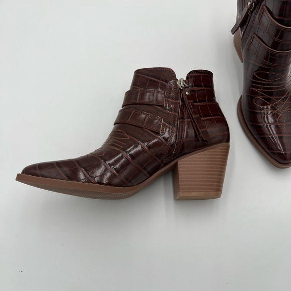 ZBY Snake Pattern Double Buckle Heel Ankle Boots Size 6 1/2 - Picture 3 of 12